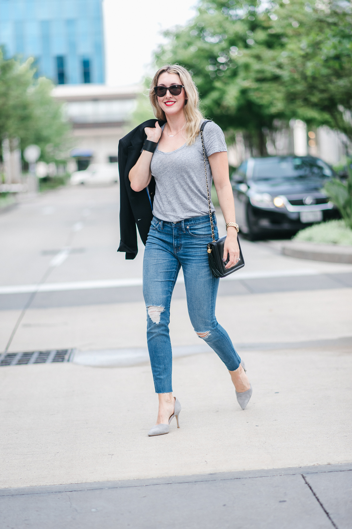 best fall outfit ideas-fall staples that should be in your closet