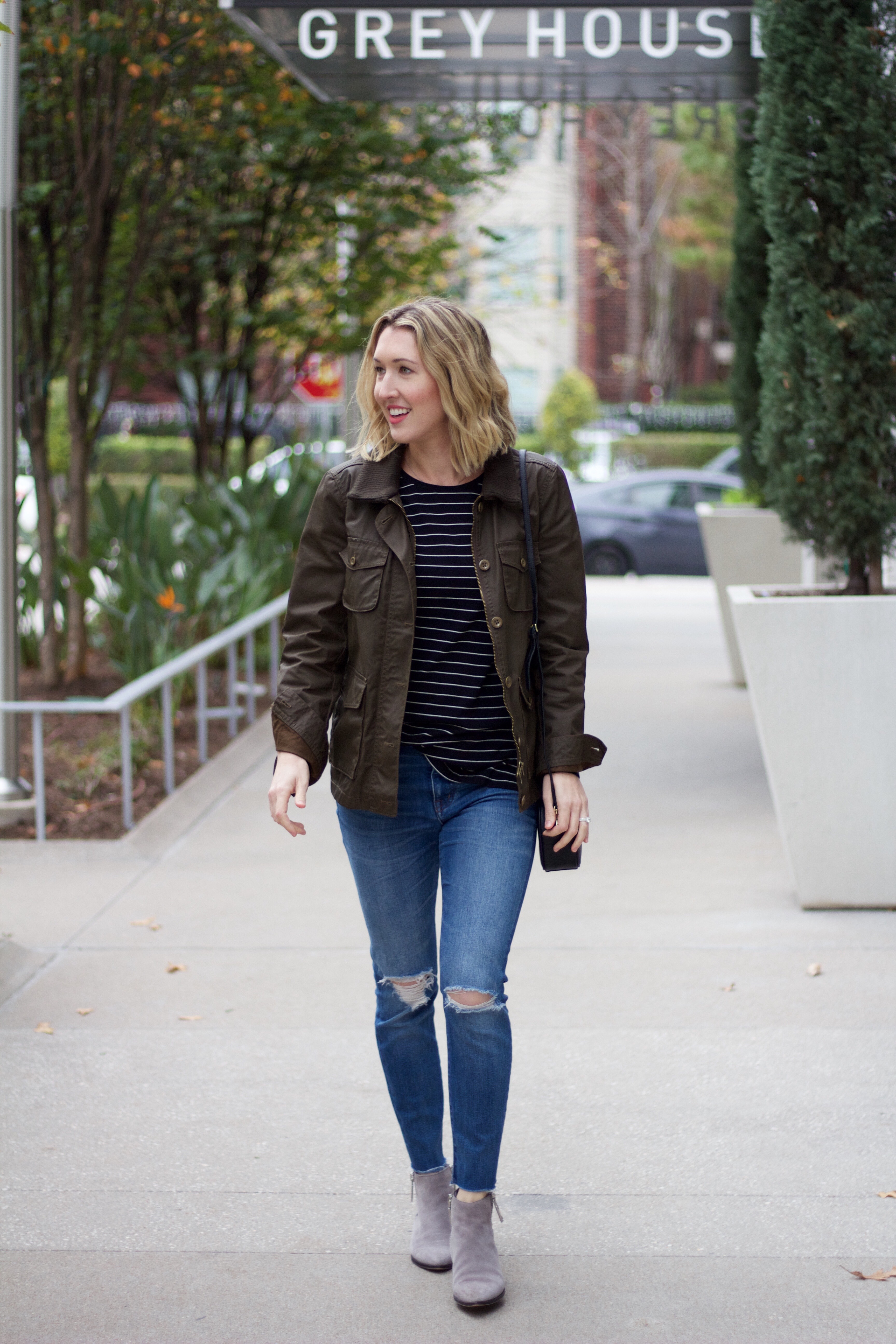 how to wear a cargo jacket