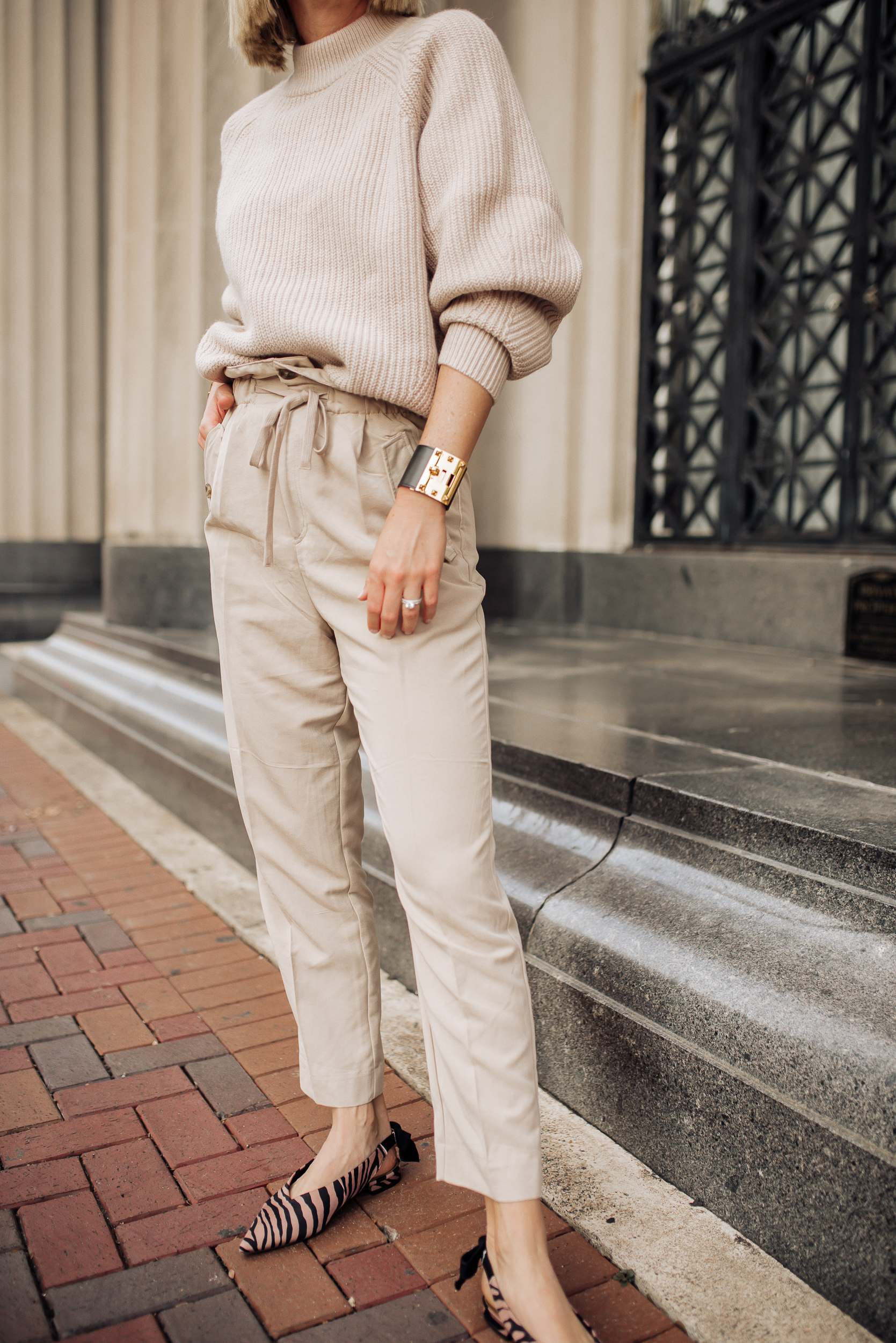 neutral outfits for fall fashion